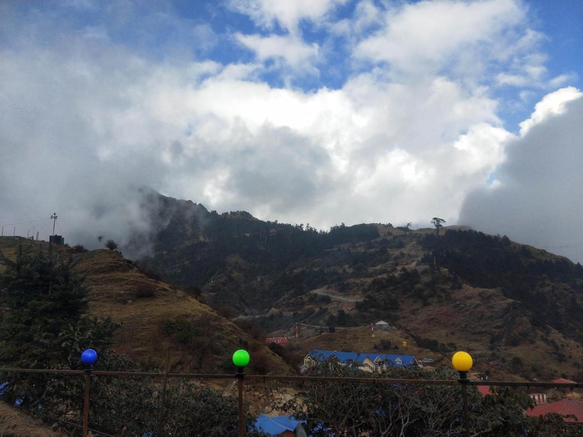 Tripura Resort Kalinchowk Charikot Kültér fotó